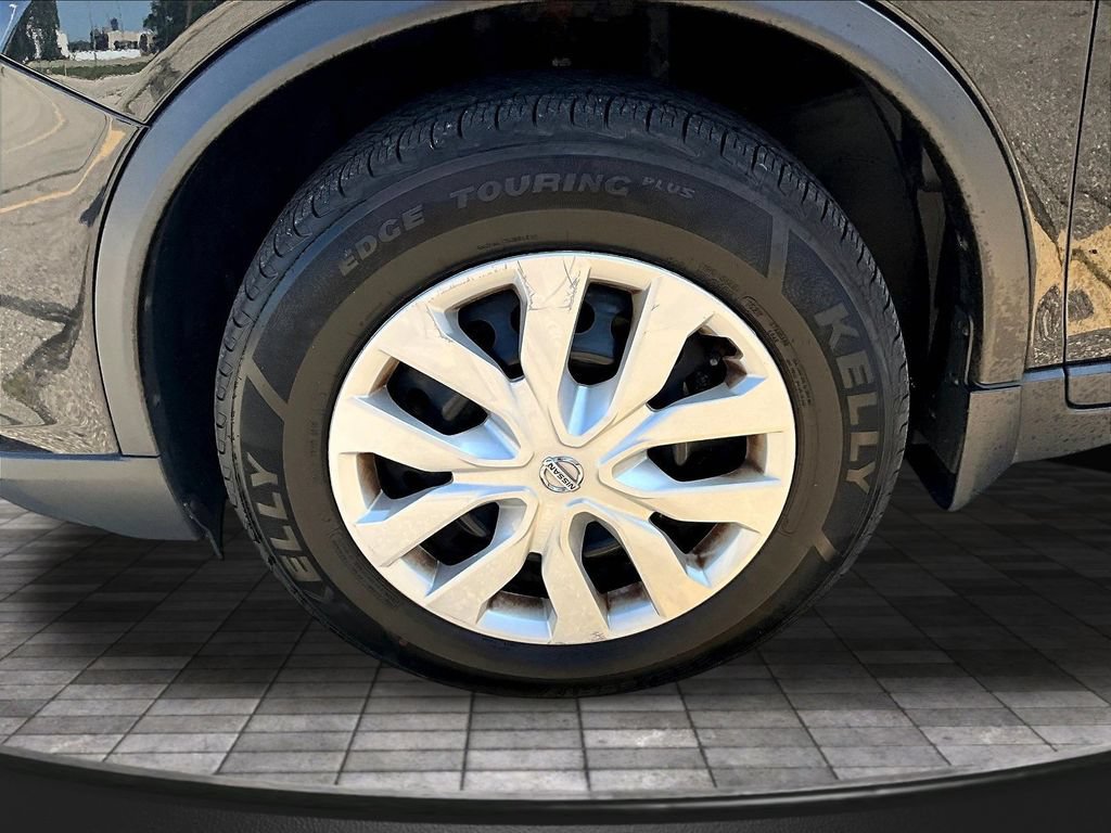 Used 2019 Nissan Rogue S AWD/4WD image 36