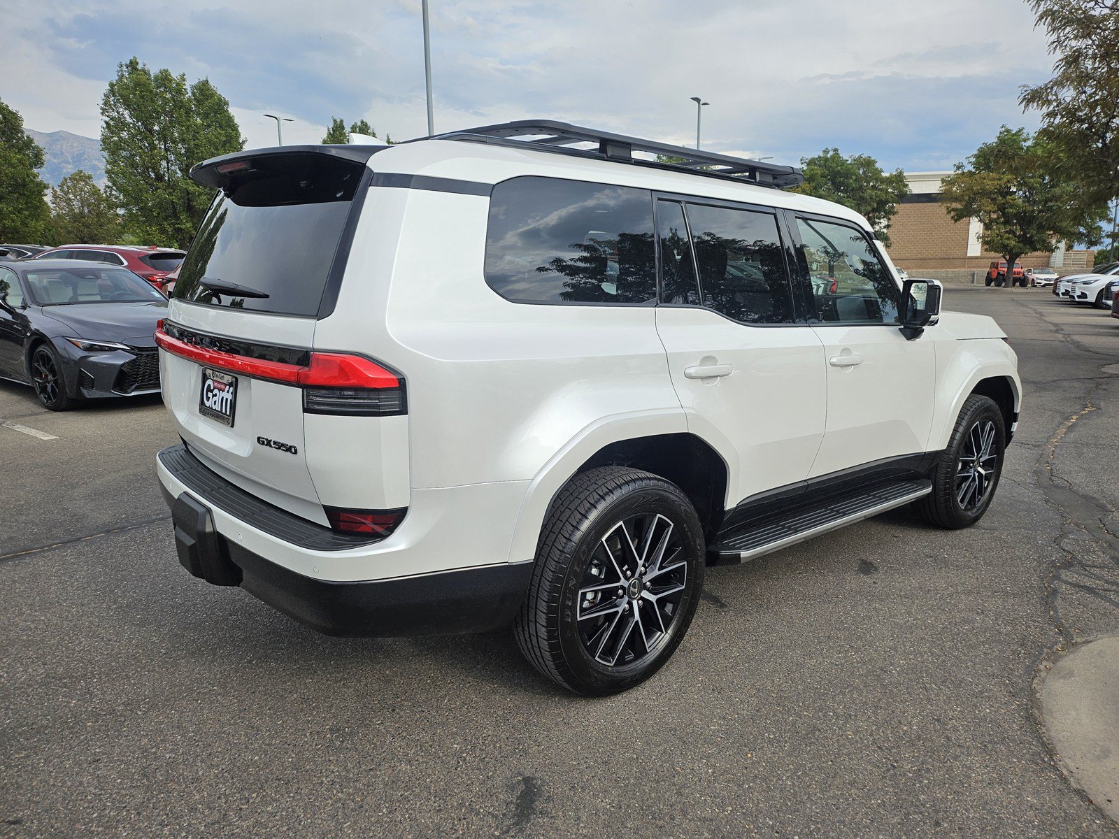 Used 2026 Lexus GX 550 w/ Accessory Package (31) AWD/4WD image 5
