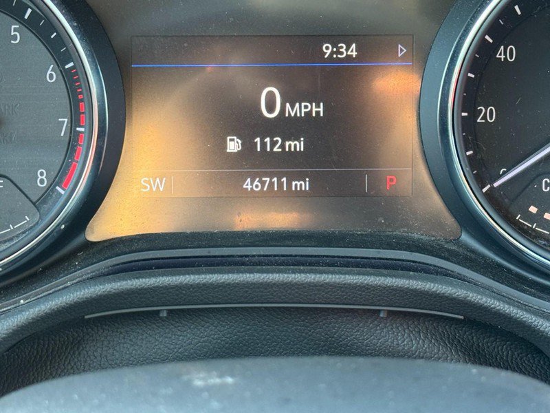 Used 2021 Buick Encore GX Preferred w/ Sport Touring Package FWD image 22