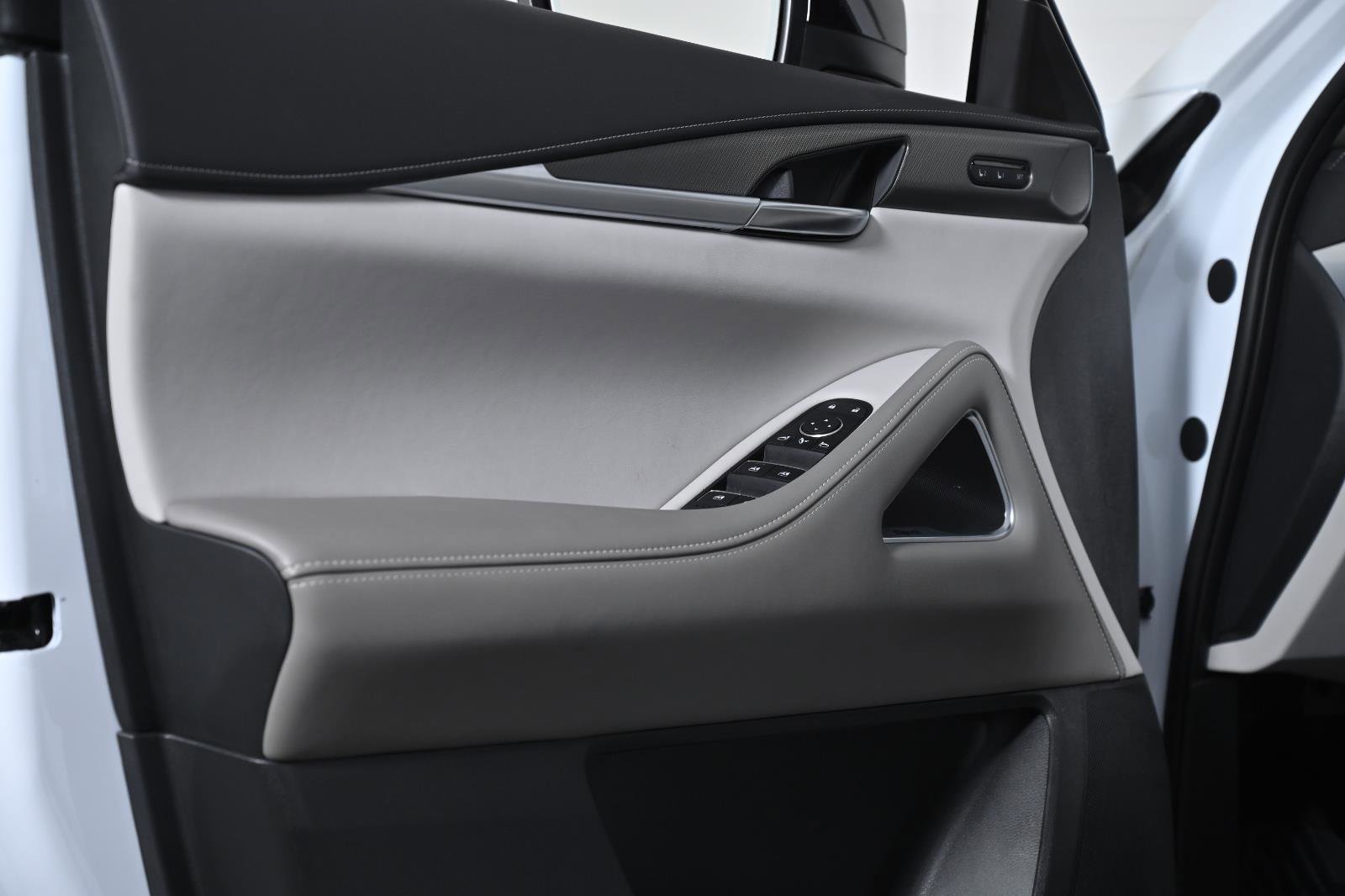 Certified 2026 INFINITI QX60 Luxe w/ Cargo Package image 31