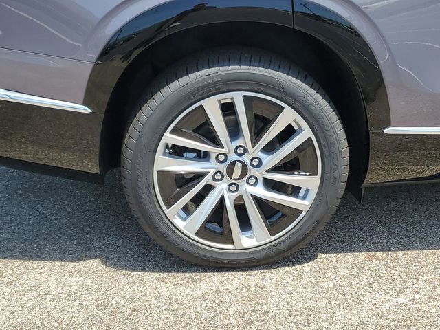 New 2026 Cadillac Vistiq Luxury image 7