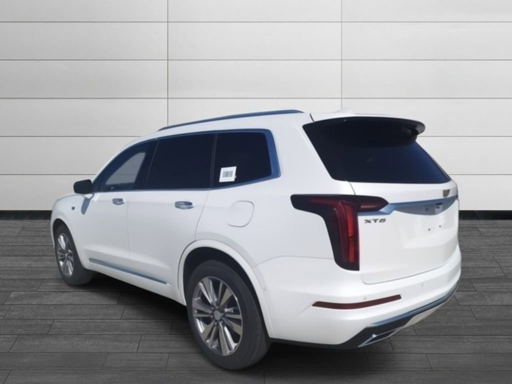 New 2025 Cadillac XT6 Premium Luxury w/ Platinum Package FWD image 3