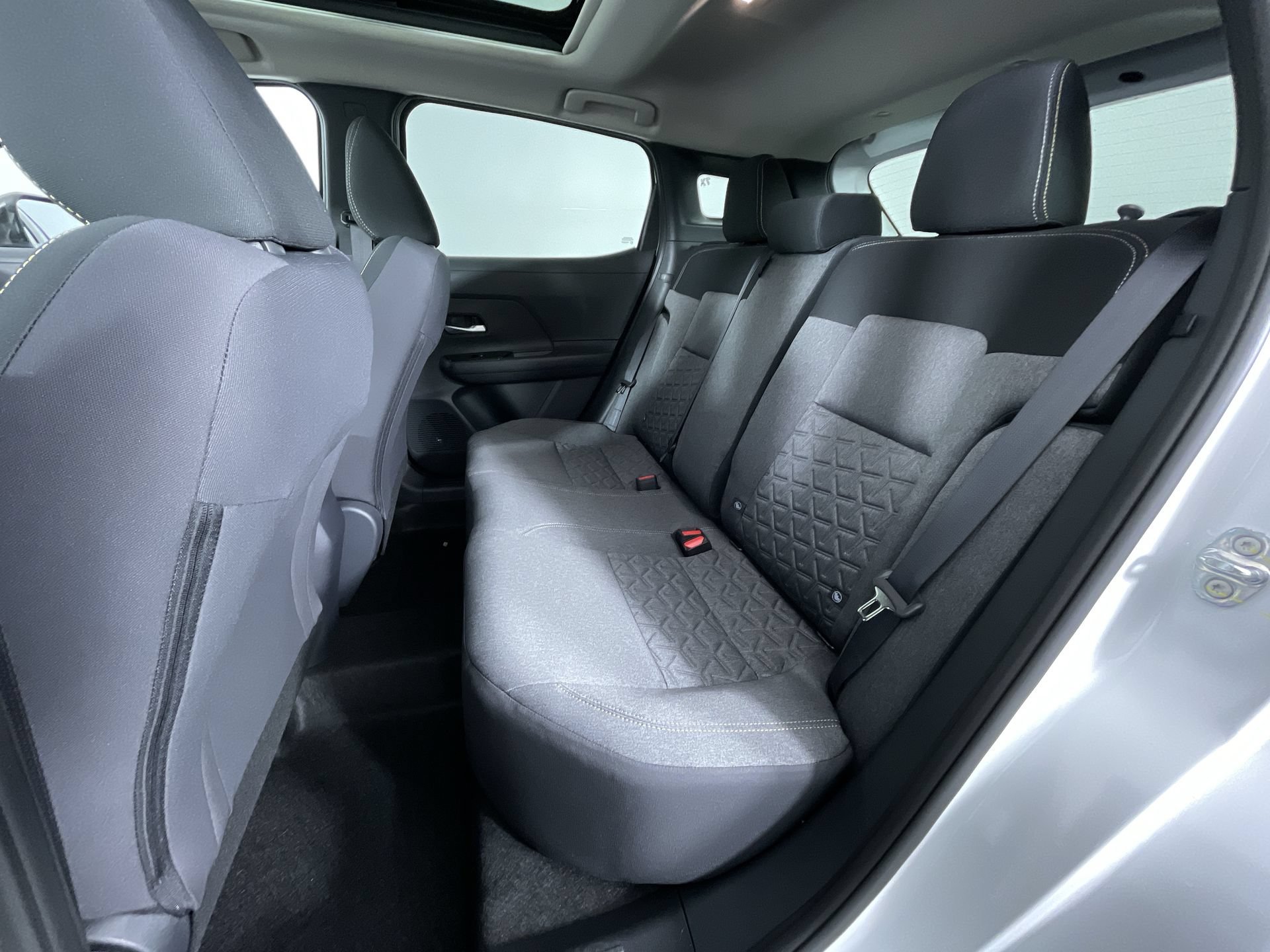New 2026 Nissan Kicks SV w/ SV Premium Package AWD/4WD image 22