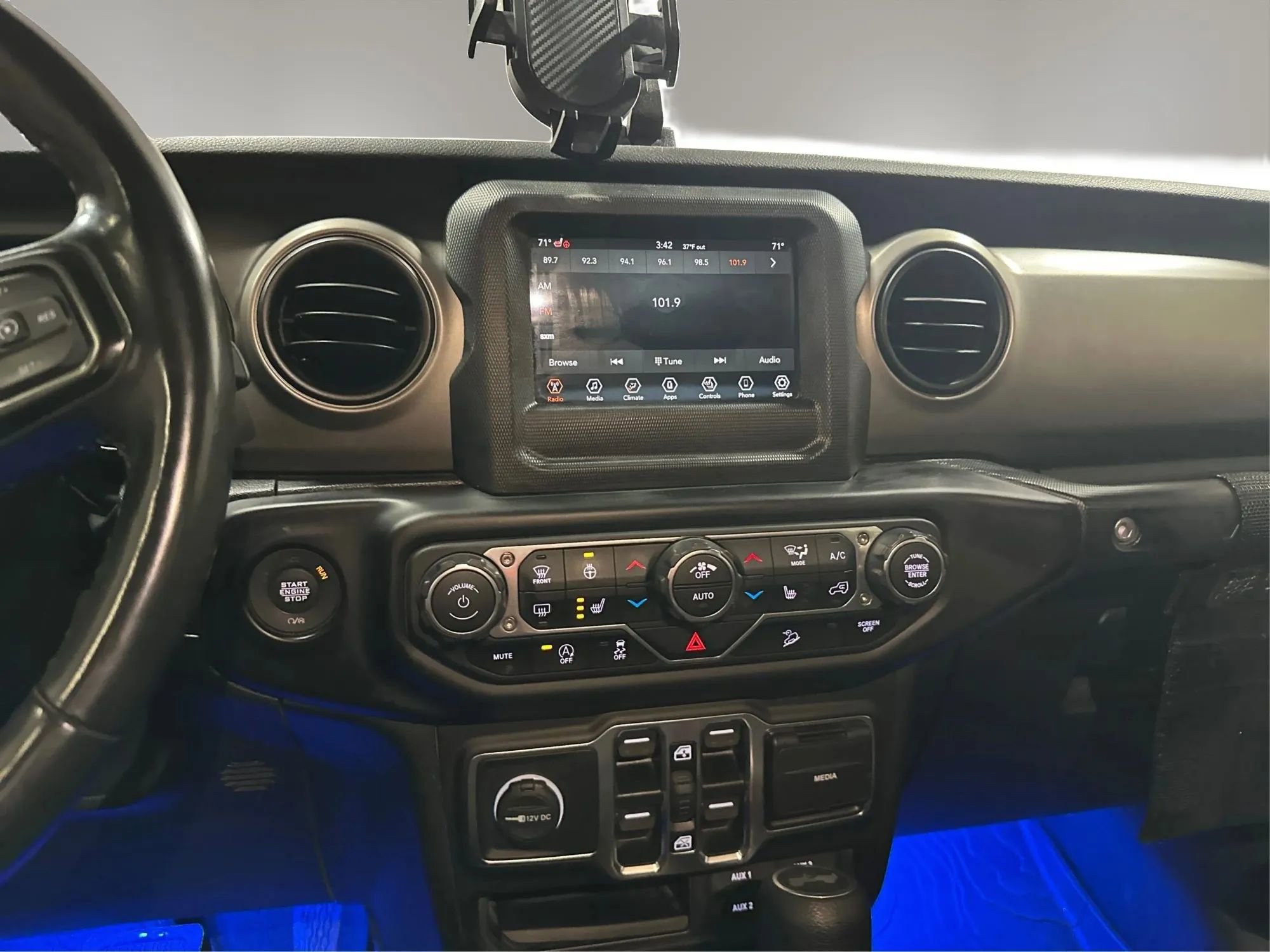 Used 2021 Jeep Wrangler Unlimited Sport image 14