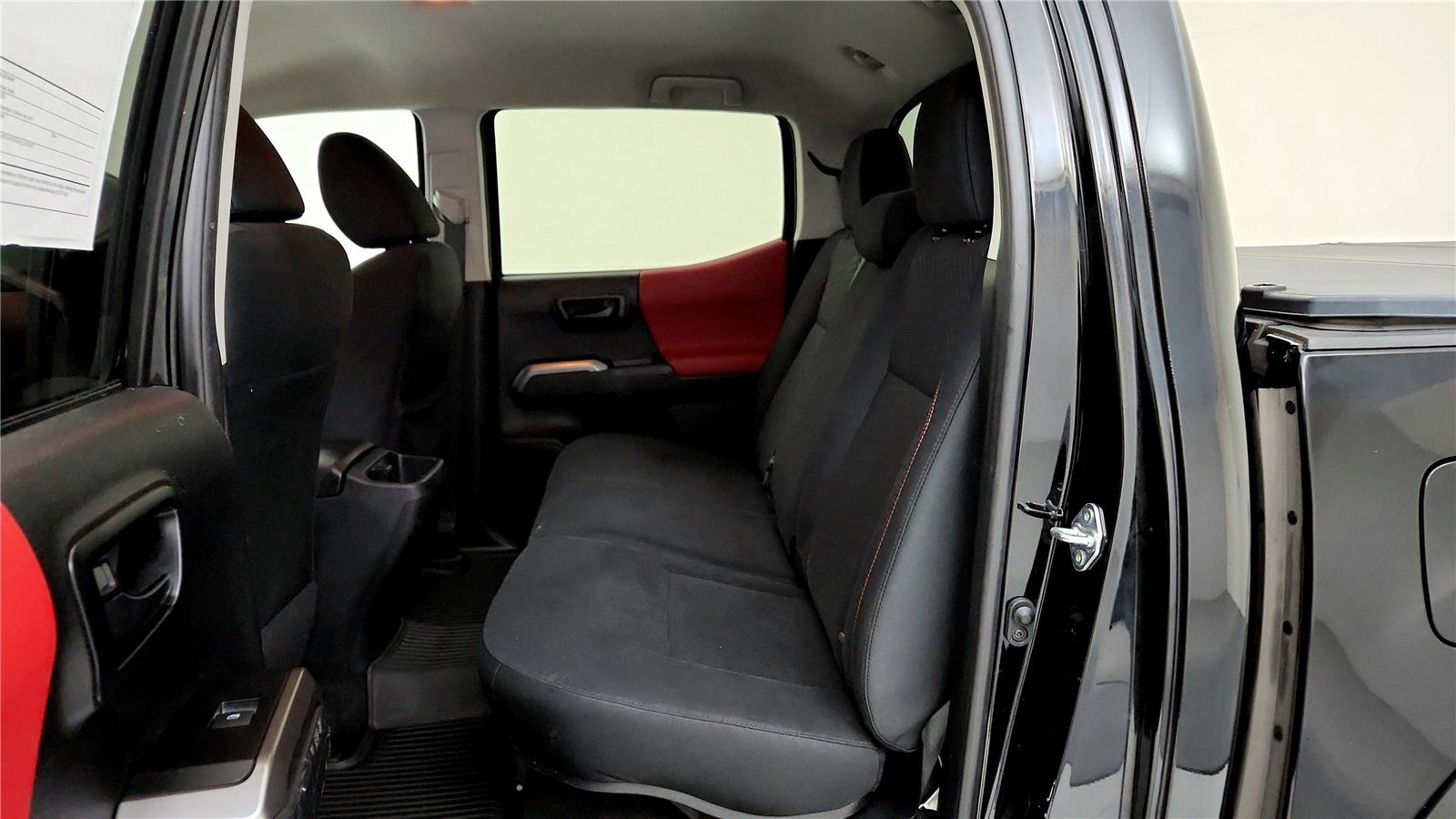 Certified 2021 Toyota Tacoma SR5 image 21