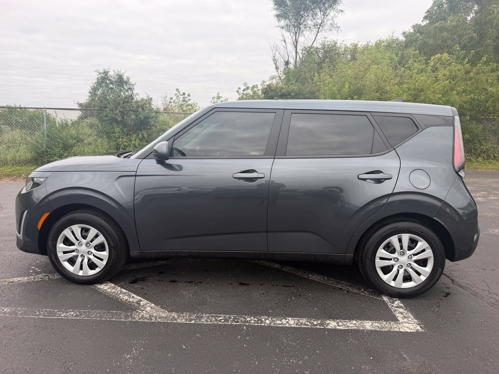 Used 2025 Kia Soul LX FWD image 9