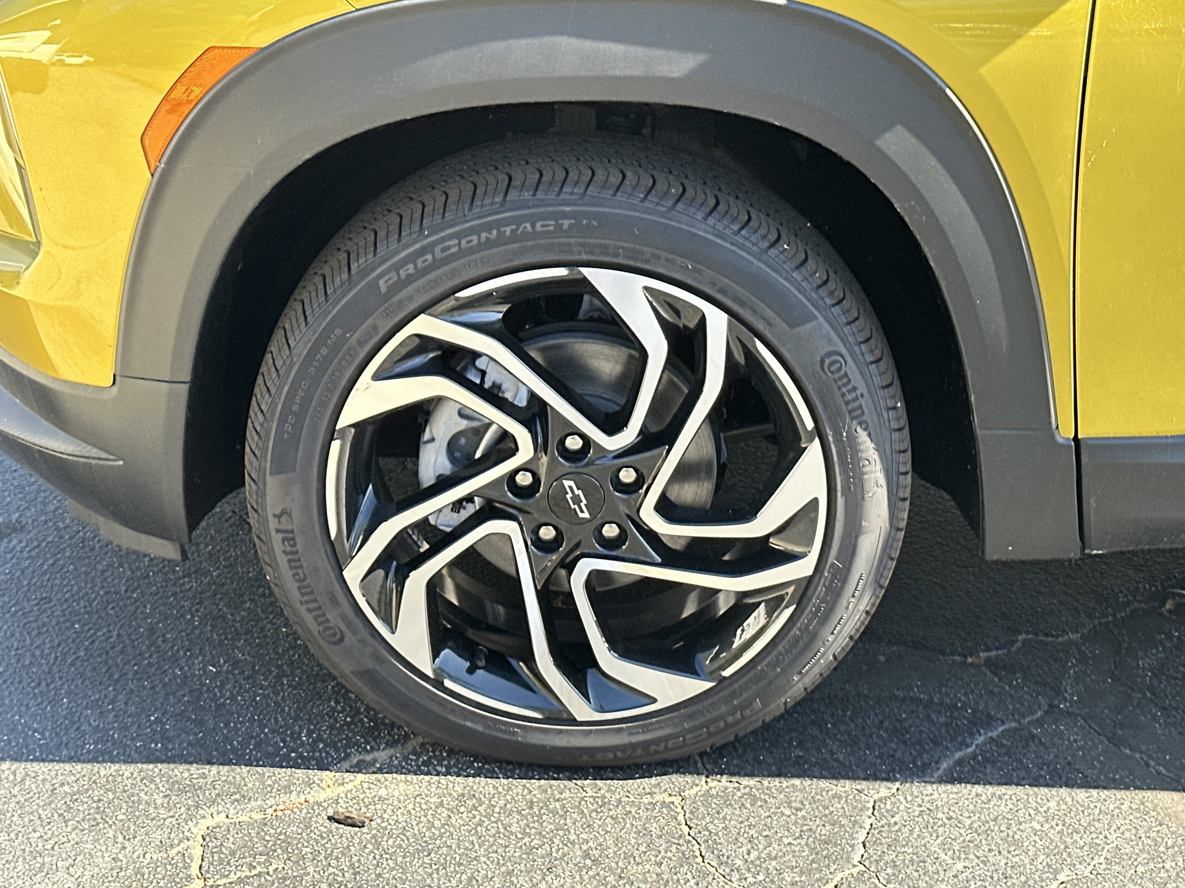 New 2025 Chevrolet TrailBlazer RS FWD image 19