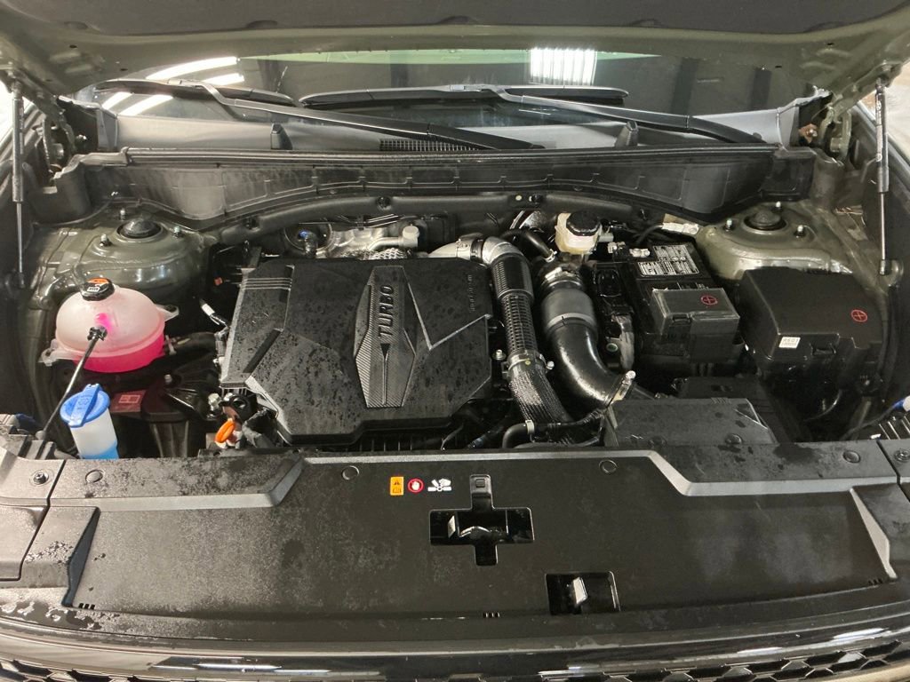 Certified 2025 Hyundai Santa Fe Calligraphy image 10