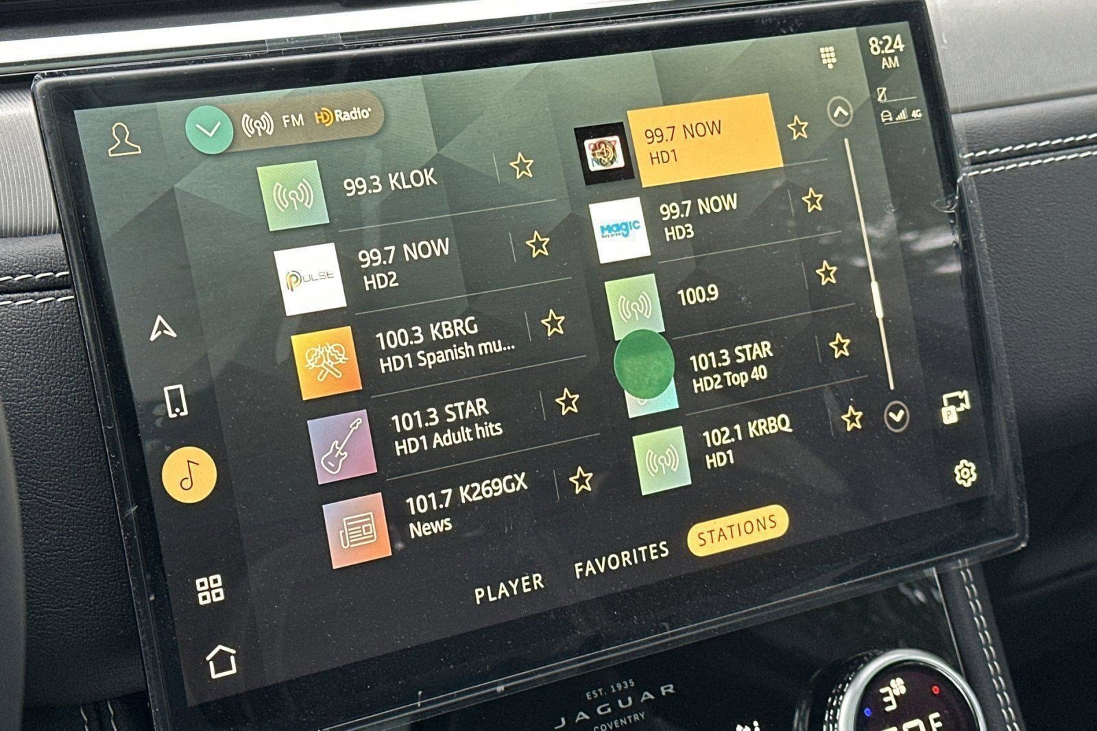 New 2025 Jaguar F-PACE R-Dynamic S AWD/4WD image 18