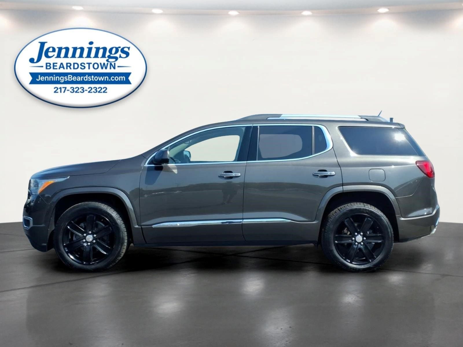 Used 2019 GMC Acadia Denali w/ Technology Package FWD image 2
