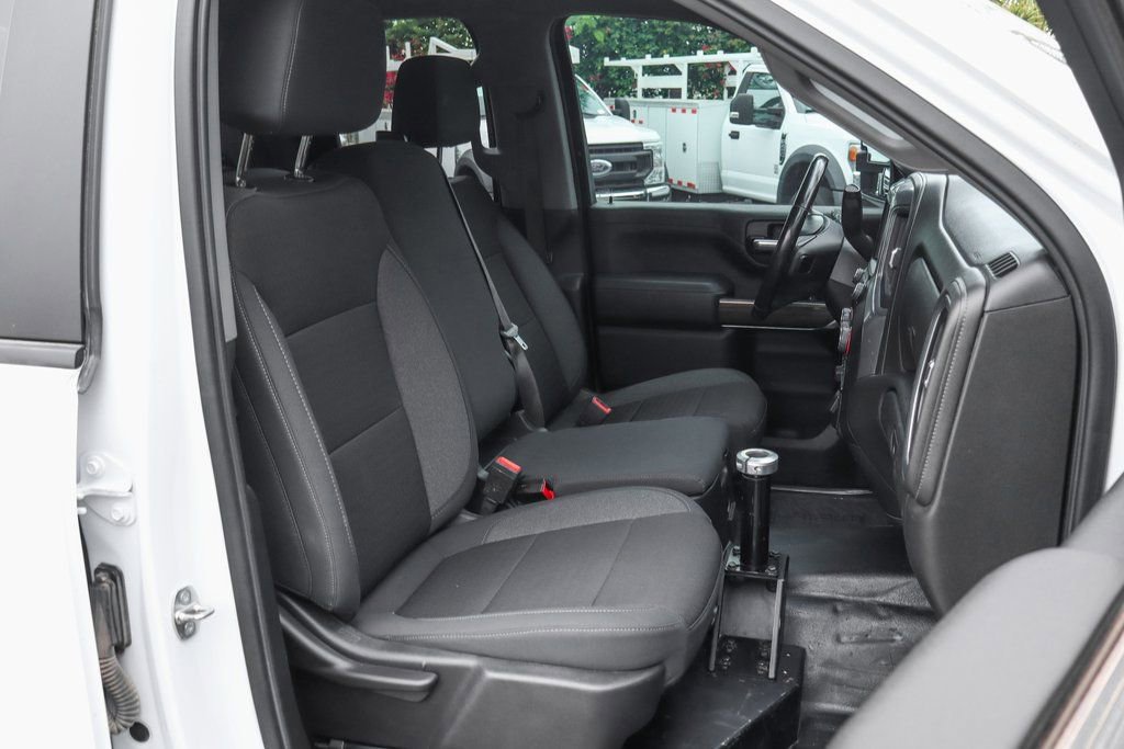 Used 2022 Chevrolet Silverado 2500 LT w/ Convenience Package image 48