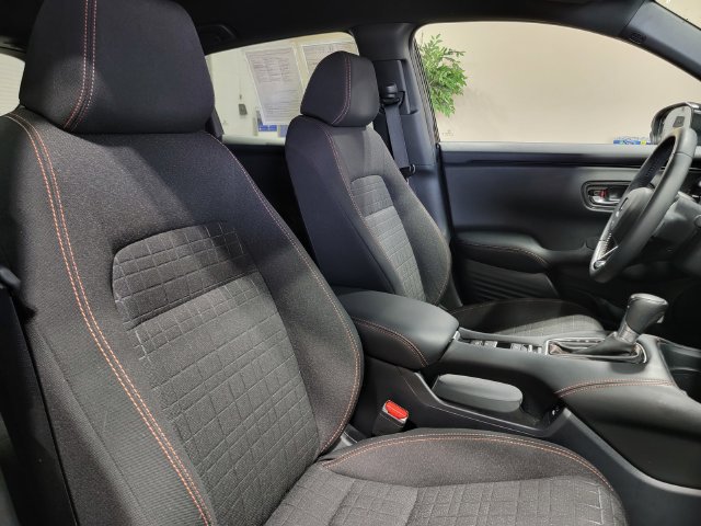 Used 2024 Honda HR-V Sport image 16