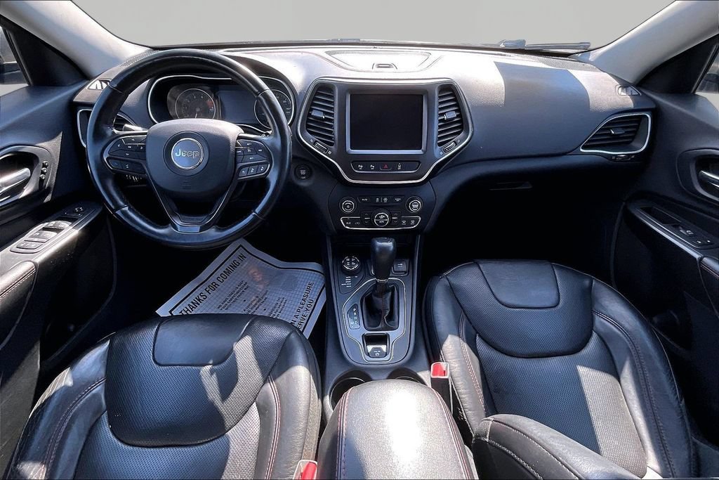 Used 2019 Jeep Cherokee Trailhawk AWD/4WD image 7