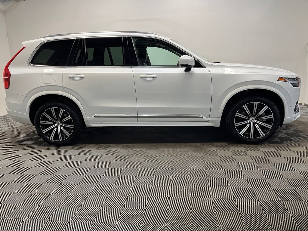 Used 2023 Volvo XC90 B6 Plus AWD/4WD image 4