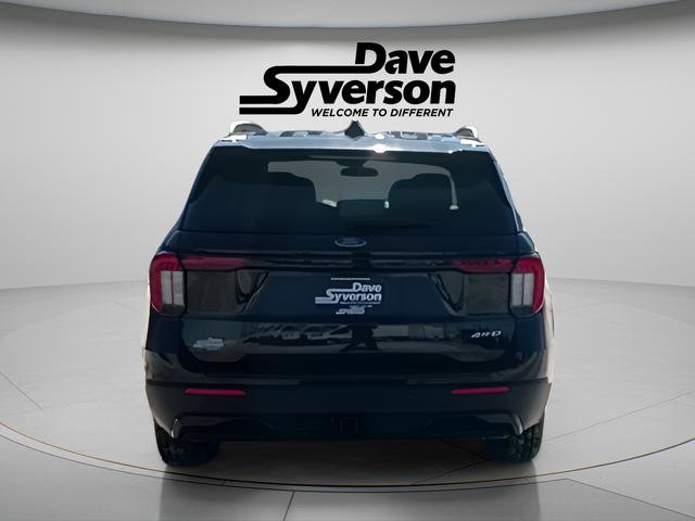 Used 2025 Ford Explorer ST-Line image 4