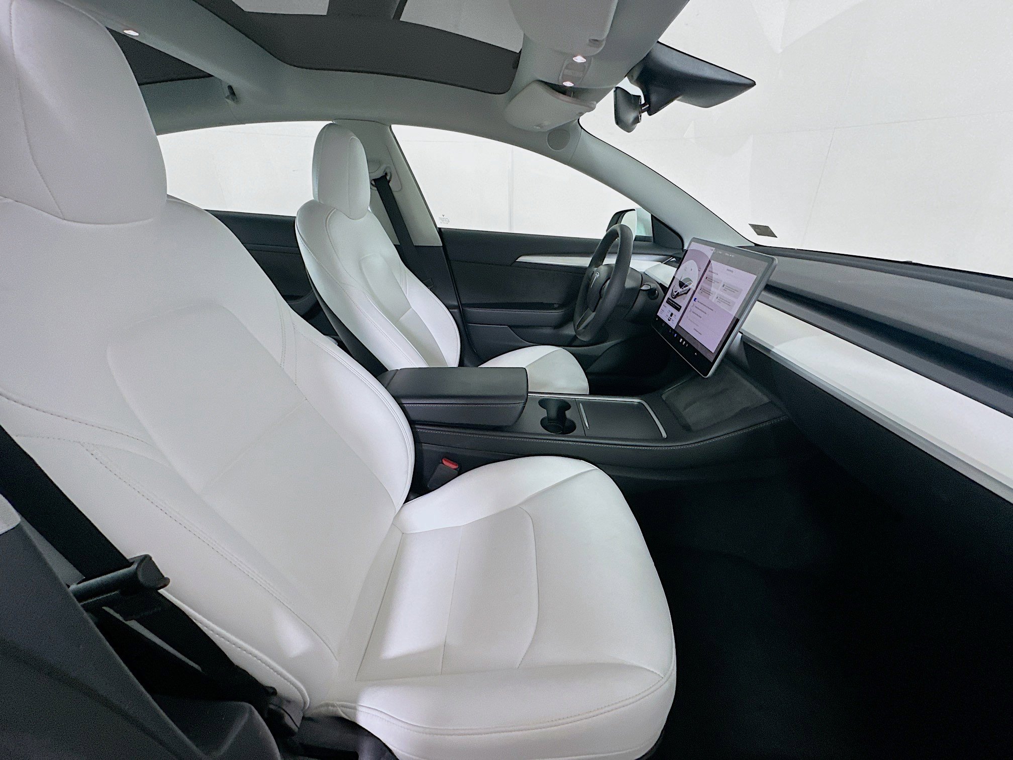 Used 2023 Tesla Model 3 Standard Range RWD image 31