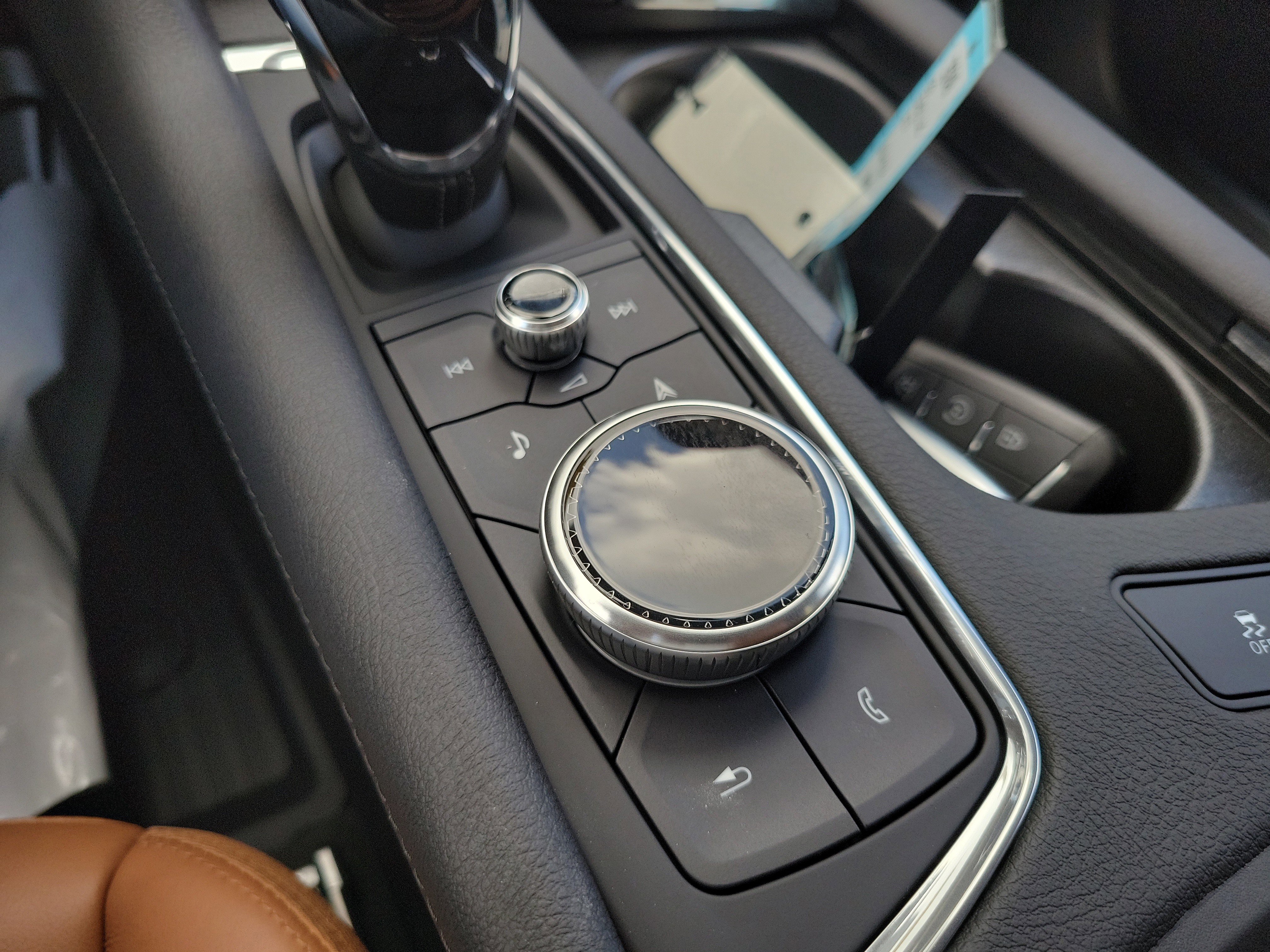 New 2026 Cadillac XT5 Premium Luxury w/ Driver Assist Package FWD image 30