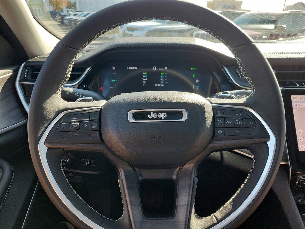 New 2024 Jeep Grand Cherokee Limited 4xe image 8