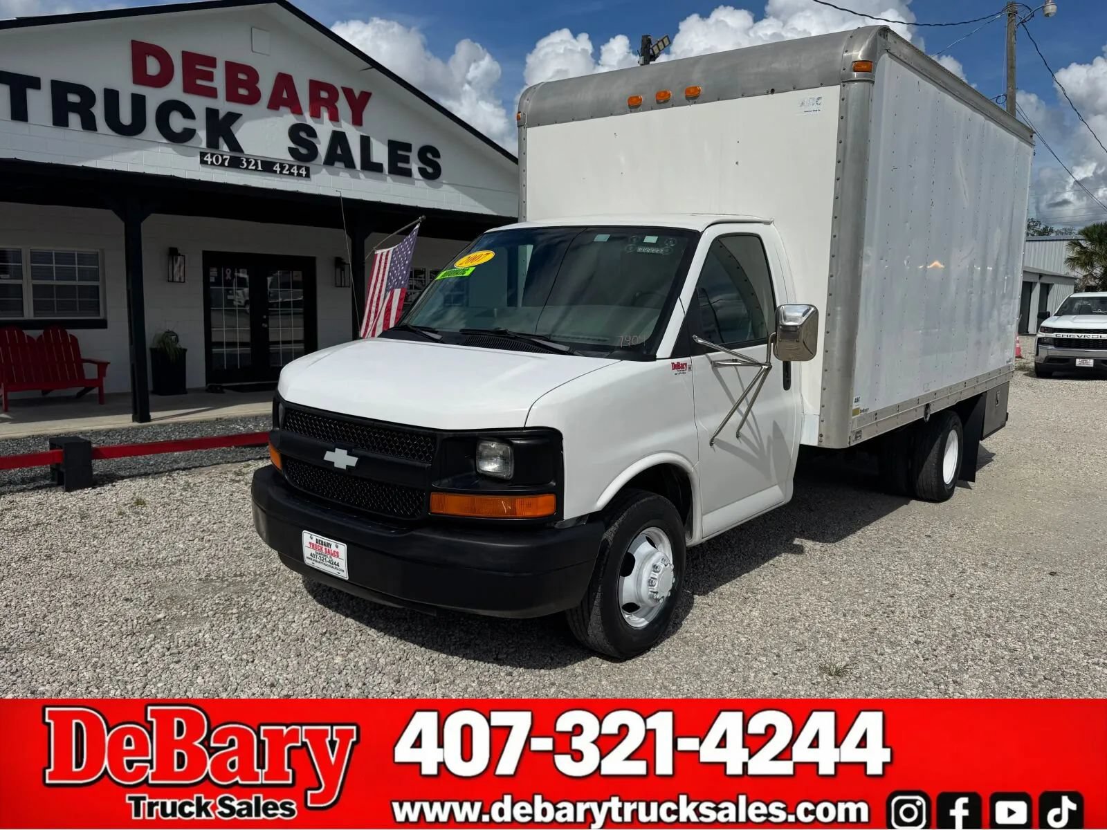 Used 2007 Chevrolet Express 3500 RWD image 1