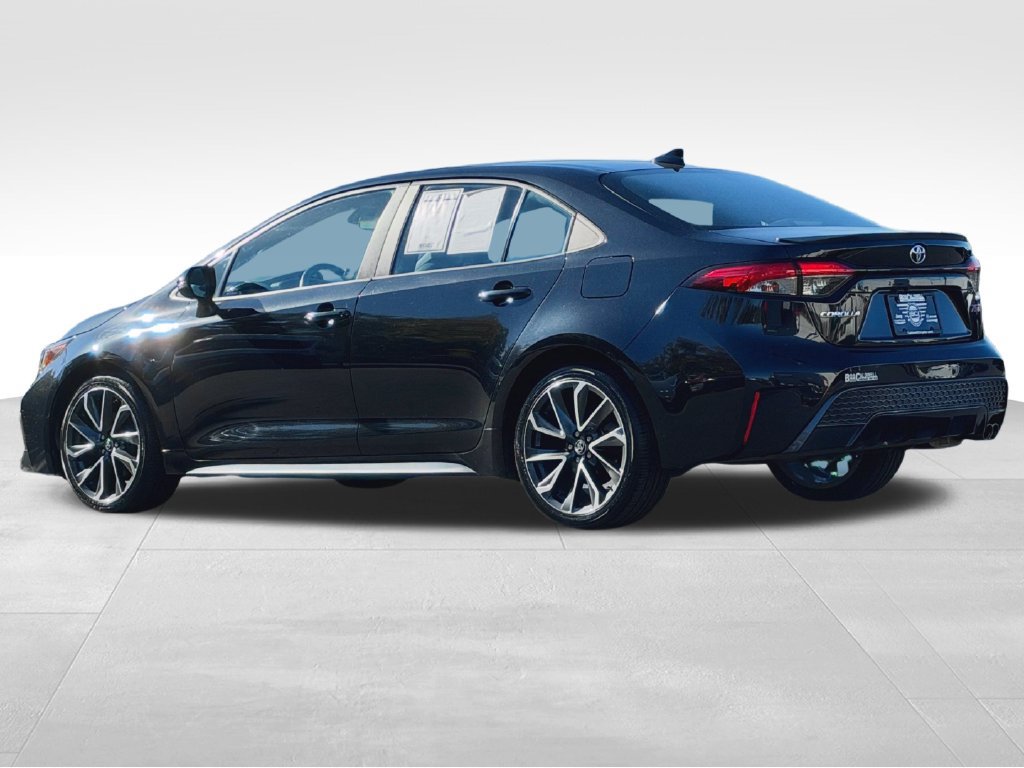 Used 2020 Toyota Corolla XSE FWD image 4