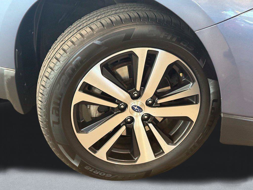 Used 2018 Subaru Outback 2.5i Limited AWD/4WD image 19