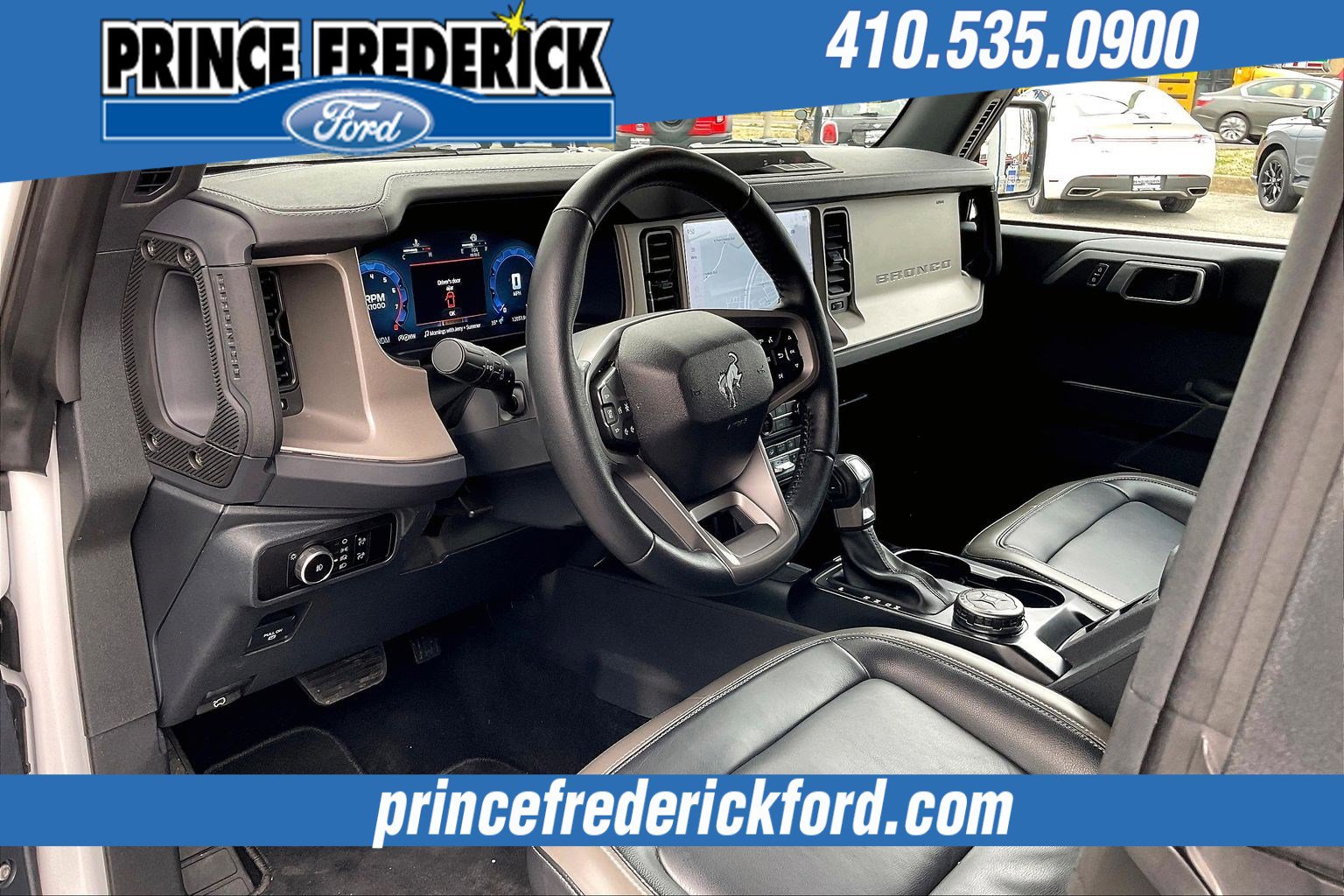 Used 2025 Ford Bronco Outer Banks image 13