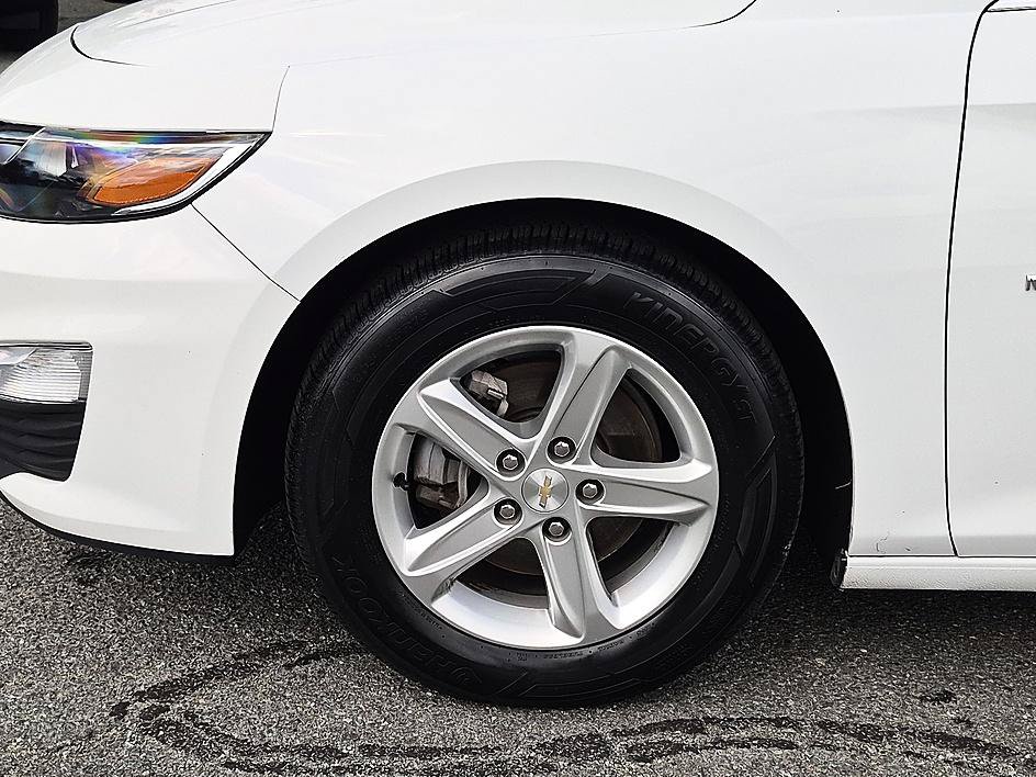 Used 2024 Chevrolet Malibu LT FWD image 10