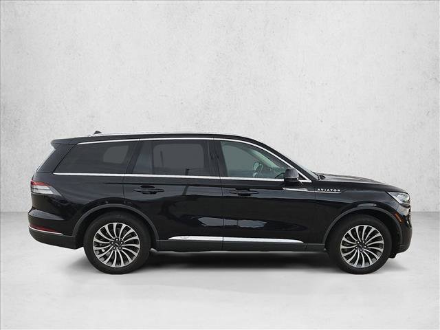 Used 2020 Lincoln Aviator Reserve w/ Elements Package Plus image 4