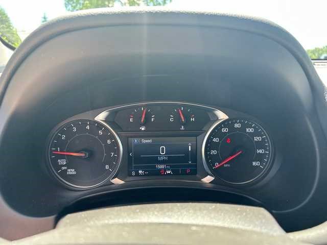 Used 2024 GMC Terrain SLE w/ Driver Convenience Package AWD/4WD image 4