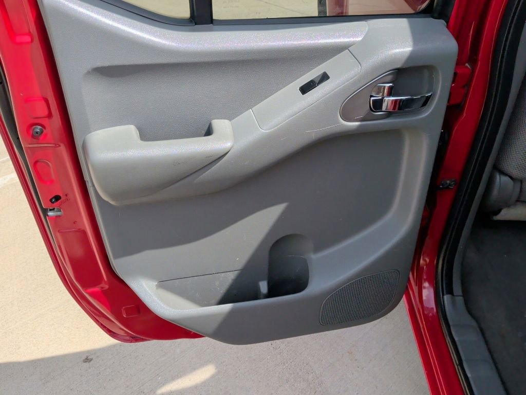 Used 2008 Nissan Frontier SE w/ SE Value Truck Pkg image 27