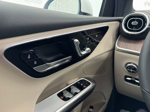 New 2026 Mercedes-Benz GLC 300 image 35