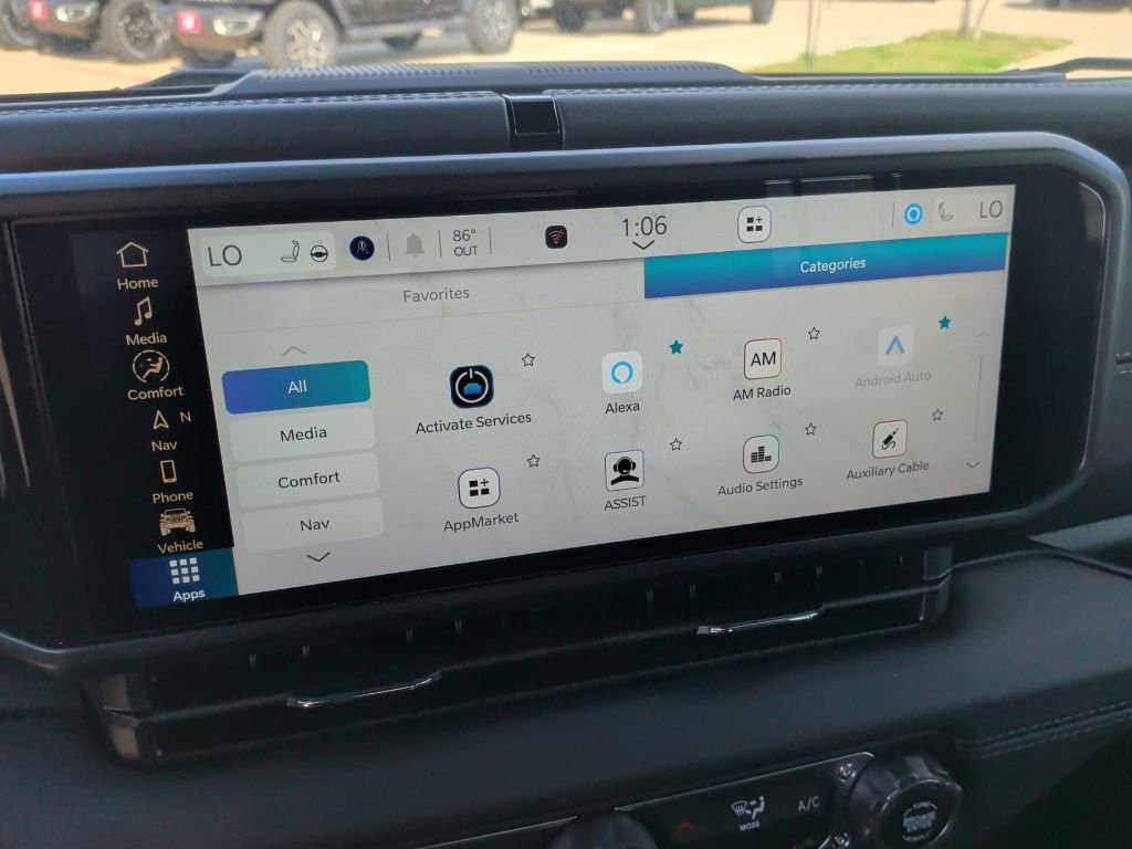 New 2025 Jeep Wrangler Unlimited Sahara AWD/4WD image 27