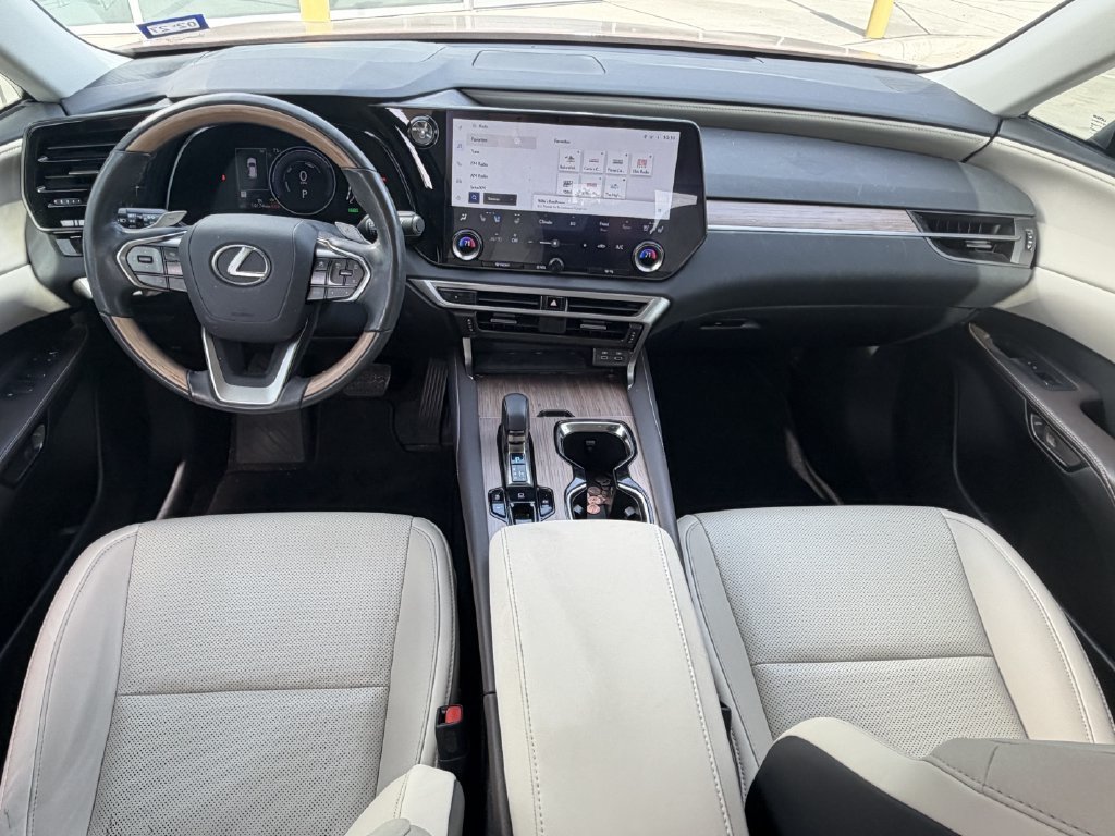 Used 2024 Lexus RX 350h w/ Accessory Package (K3) AWD/4WD image 11