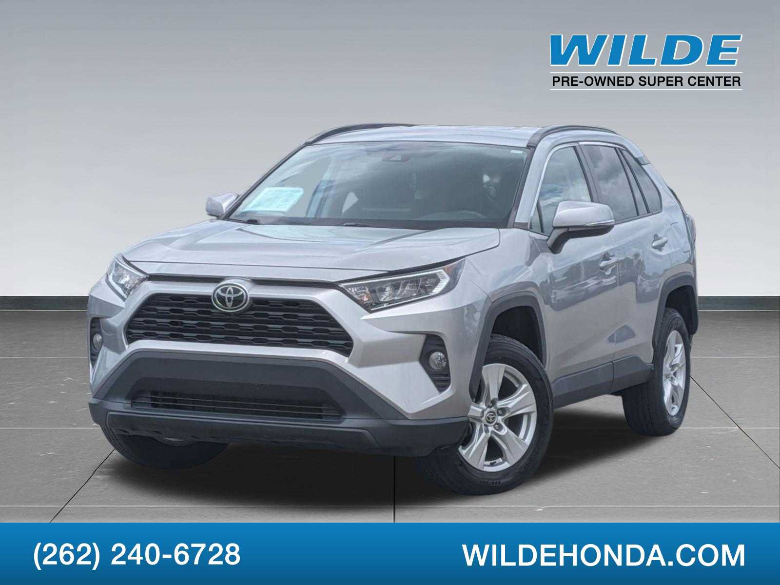 Used 2021 Toyota RAV4 XLE FWD image 1