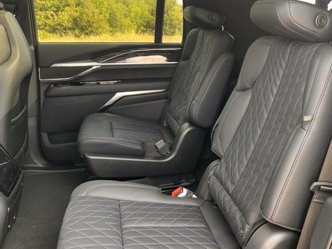 New 2026 Cadillac Escalade IQL Sport 1 w/ LPO, ONYX Package AWD/4WD image 26