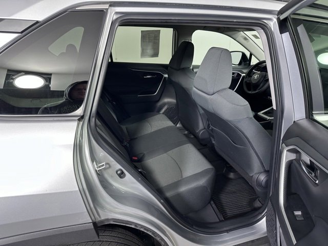 Used 2022 Toyota RAV4 XLE image 12