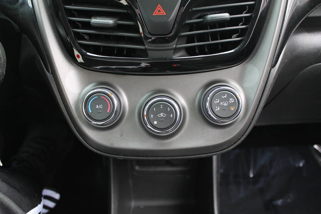 Used 2021 Chevrolet Spark LT image 31