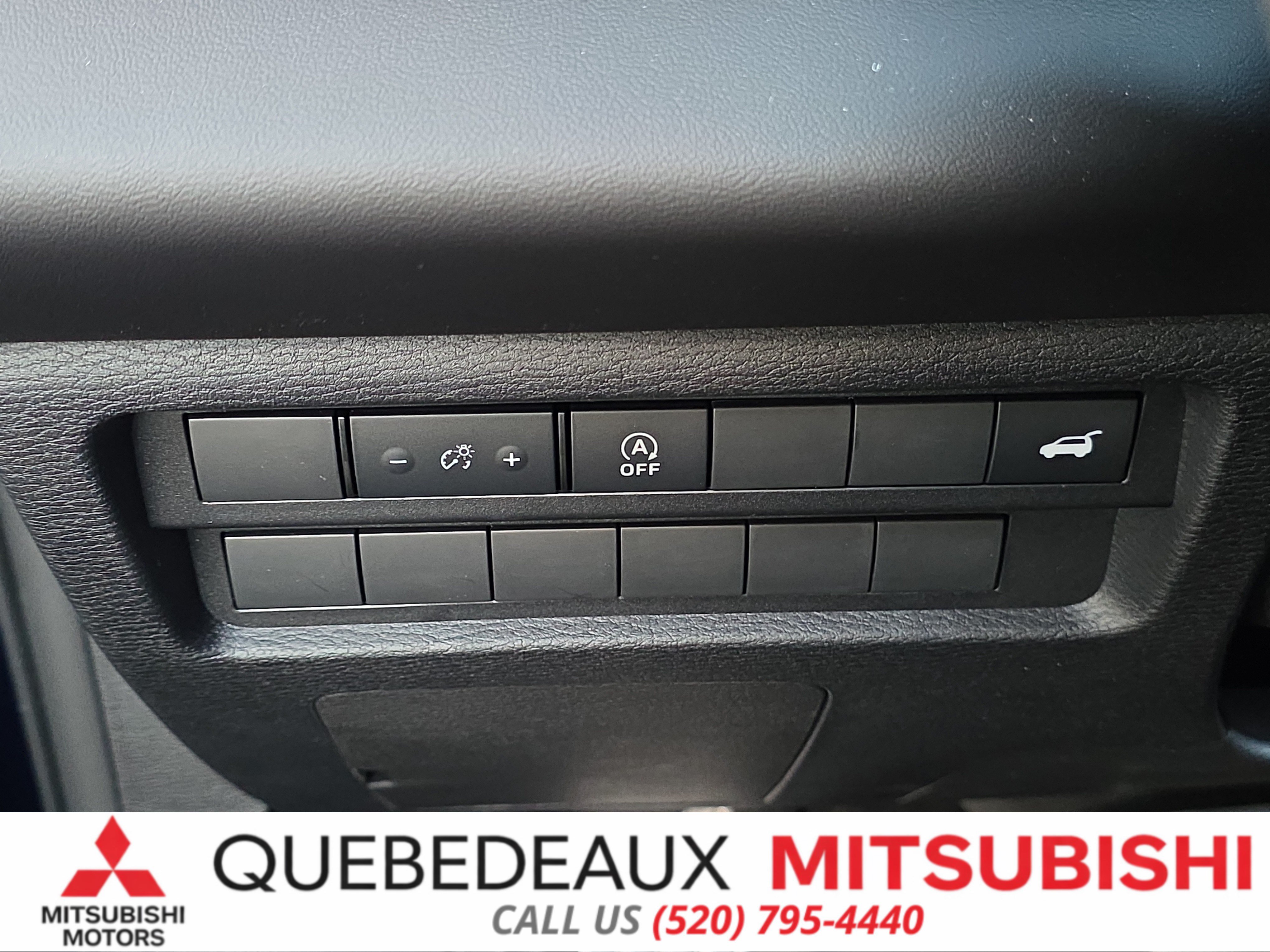 New 2026 Mitsubishi Outlander SEL FWD image 28