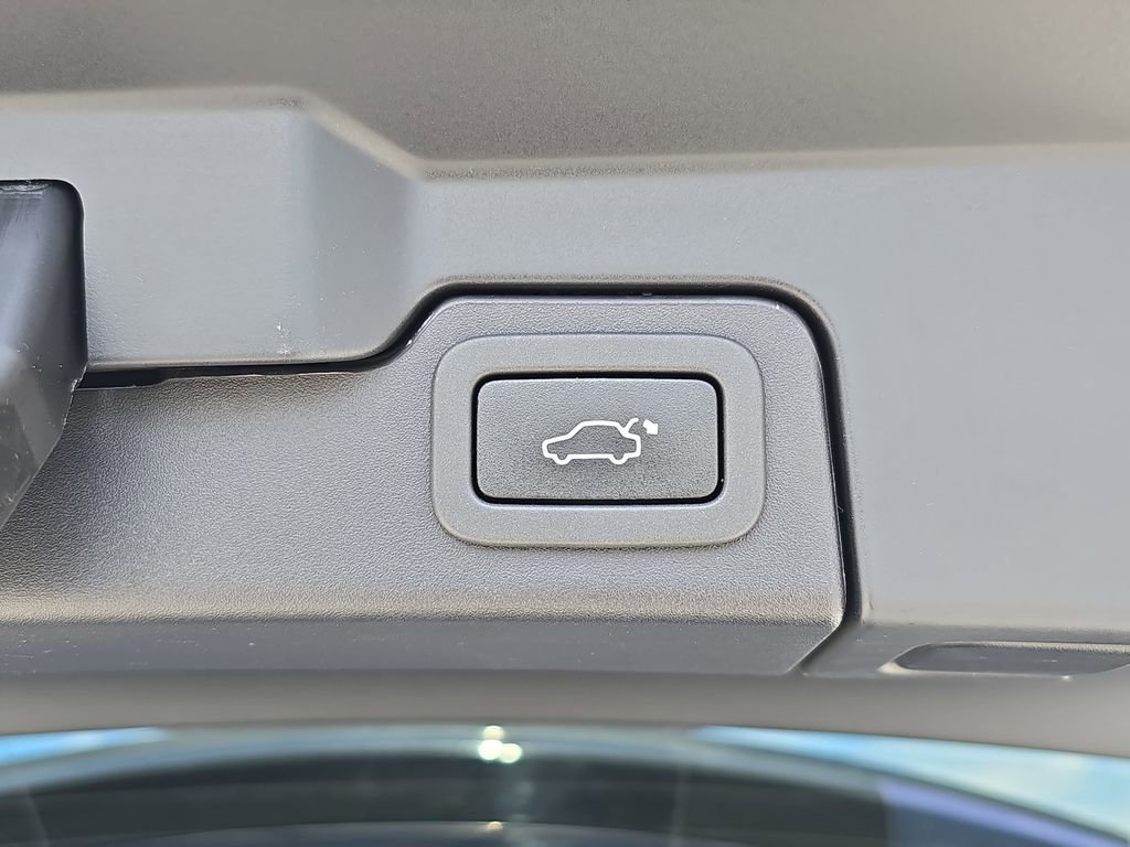 Used 2016 Land Rover Range Rover Evoque SE Premium image 16