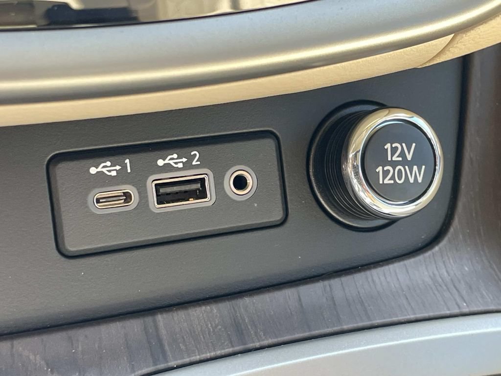 Used 2024 Nissan Murano Platinum w/ Cargo Package AWD/4WD image 20