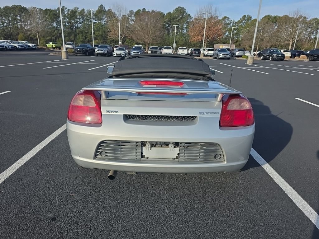 Used 2000 Toyota MR2 Base image 16