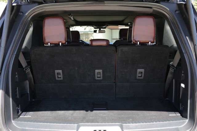 Used 2024 Ford Expedition Limited image 29