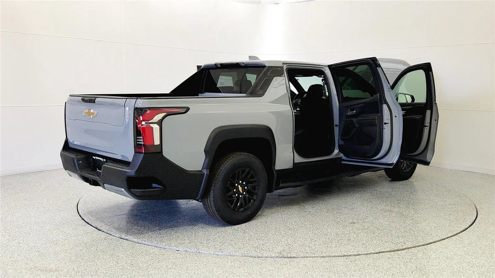 New 2026 Chevrolet Silverado EV LT w/ Plus Package image 12