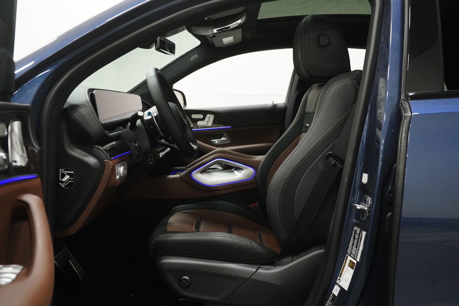 New 2026 Mercedes-Benz GLE 53 AMG 4MATIC Coupe image 2