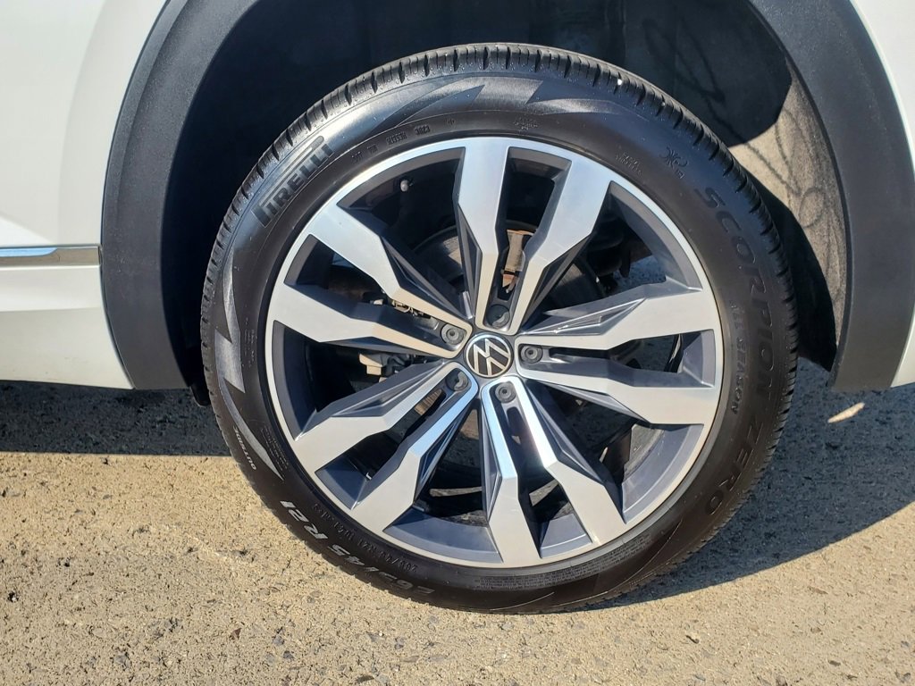 Used 2022 Volkswagen Atlas Cross Sport SEL Premium R-Line image 10