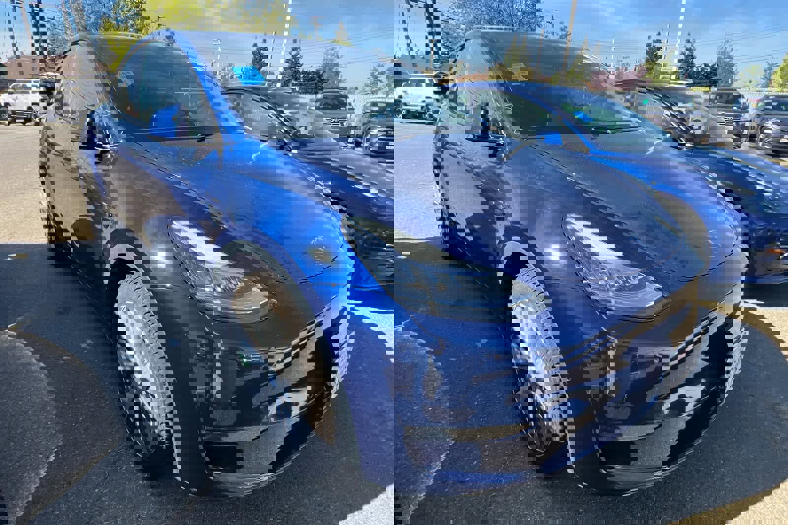 Used 2020 Tesla Model Y Long Range image 3