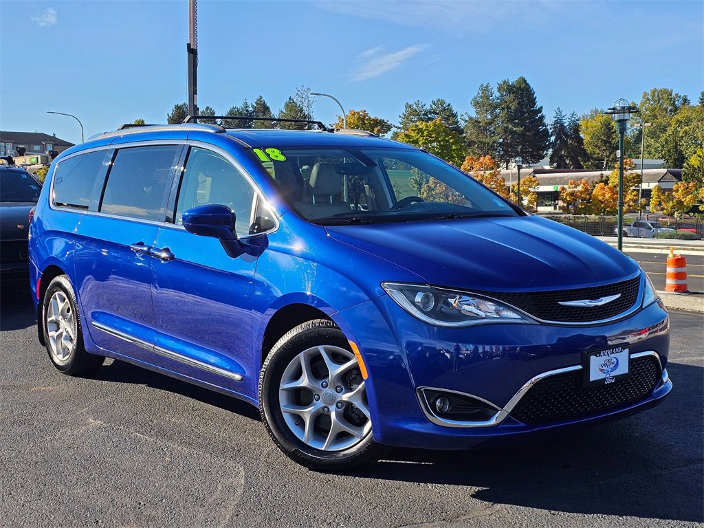 Used 2018 Chrysler Pacifica Touring-L Plus w/ Tire & Wheel Group