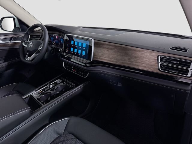 New 2026 Volkswagen Atlas SEL Premium R-Line image 32
