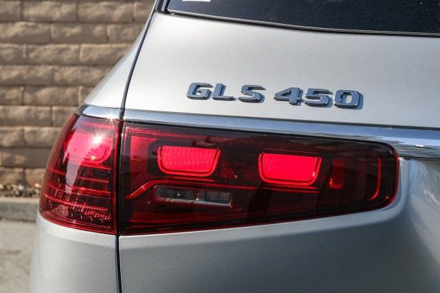 New 2025 Mercedes-Benz GLS 450 4MATIC image 9