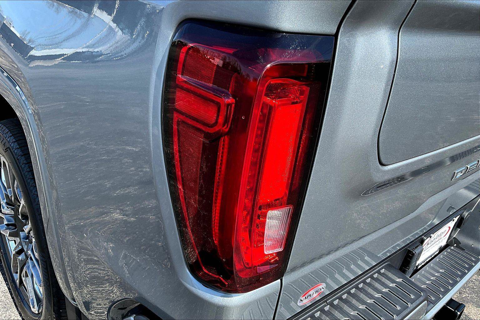 Used 2024 GMC Sierra 1500 Denali Ultimate AWD/4WD image 31